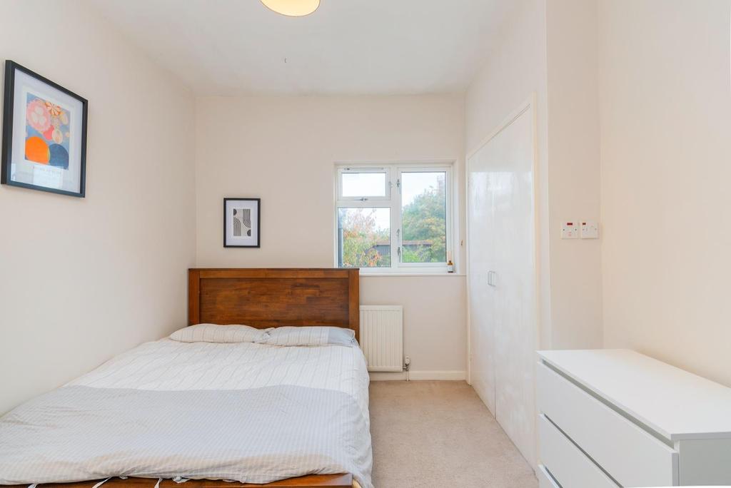 DAORETAGNOTHSA83 - Bedroom B.jpg