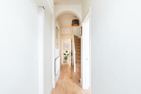 38 Ashton Gate Road, Bristol, BS3 1SZ