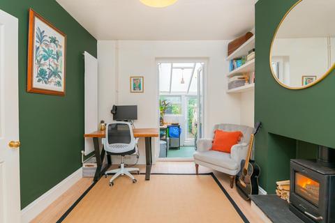 38 Ashton Gate Road, Bristol, BS3 1SZ
