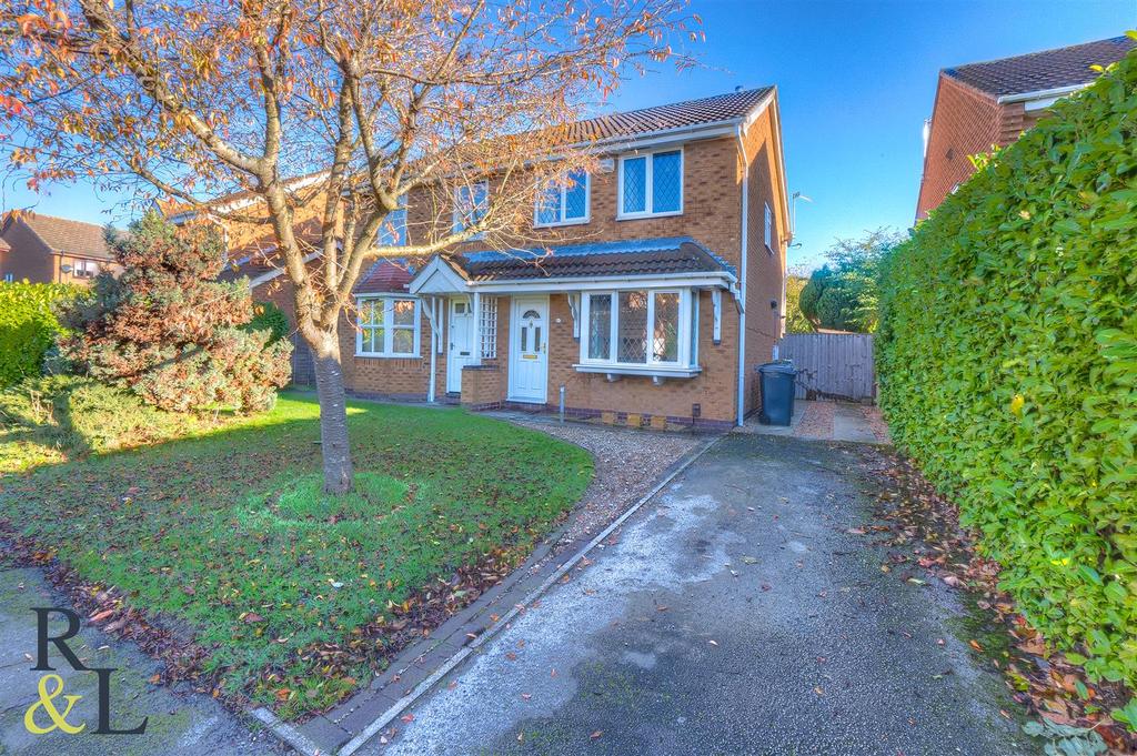 Elterwater Drive Gamston Nottingham 3 bed semidetached house £1,195