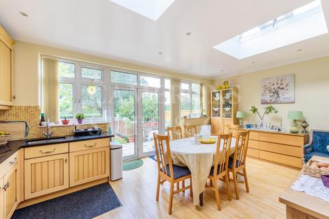 108 All Souls Avenue, London, NW10 3AA