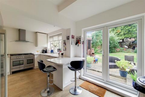 4 bedroom semi-detached house for sale - Clay Hill, Enfield