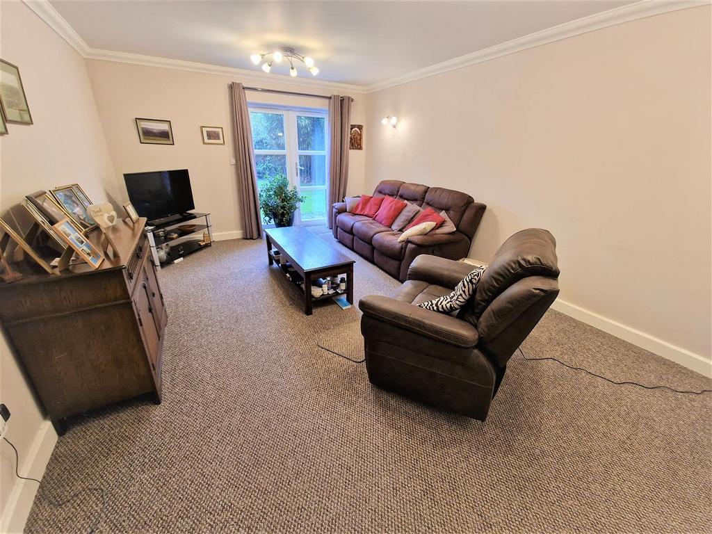 Living Room.jpg