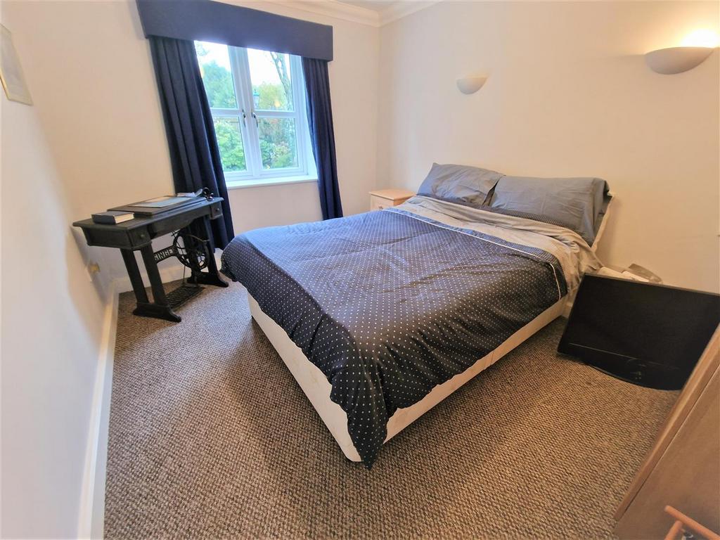 Bedroom 2.jpg