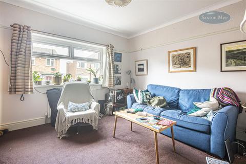207 Bell Hagg Road, Sheffield, S6 5DA