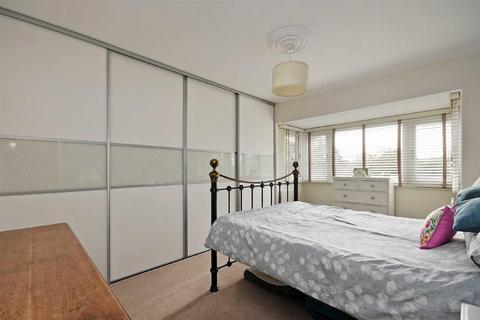 9 Conalan Avenue, Sheffield, S17 4PG