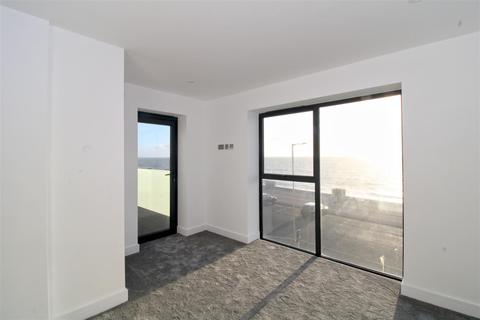 2 bedroom apartment for sale - Marine View, Marine Parade, Seaford