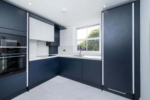 2 bedroom apartment for sale, Edgware Road, Little Venice W2