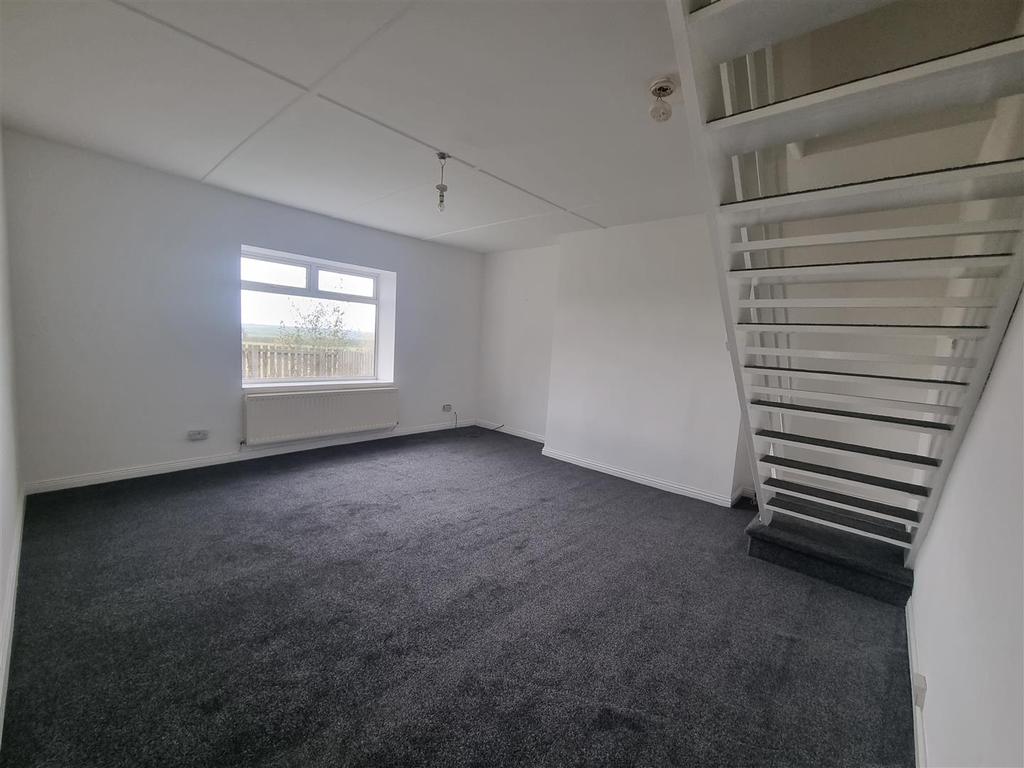 Stanley Terrace, Stanley, Crook 2 bed terraced house £450 pcm (£104 pw)