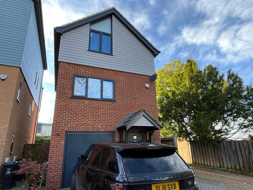 Ledgard Close