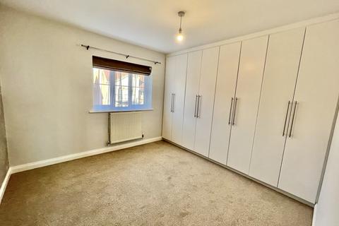 2 bedroom apartment to rent, Drake House, Hartlepool