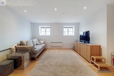 2 bedroom flat for sale - Chase Side, London, N14