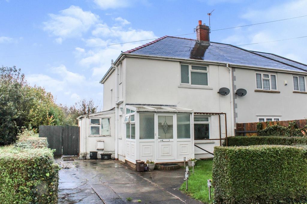 Pendre, Litchard, Bridgend . CF31 1PG 3 bed semidetached house £190,000