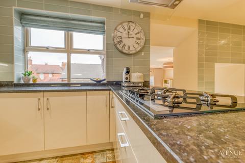 6 Hamilton Road, Burton-on-trent, DE15 0LN