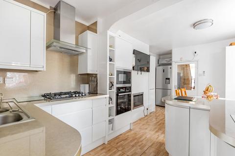 100 Malpas Road, London, SE4 1BU