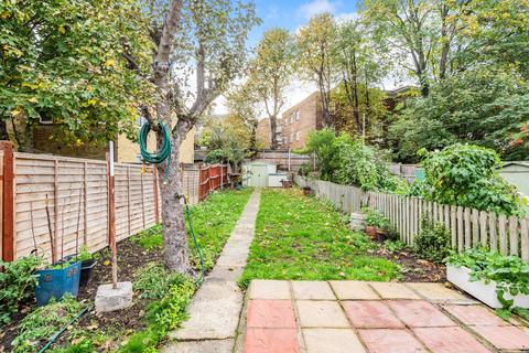 100 Malpas Road, London, SE4 1BU