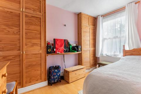 100 Malpas Road, London, SE4 1BU