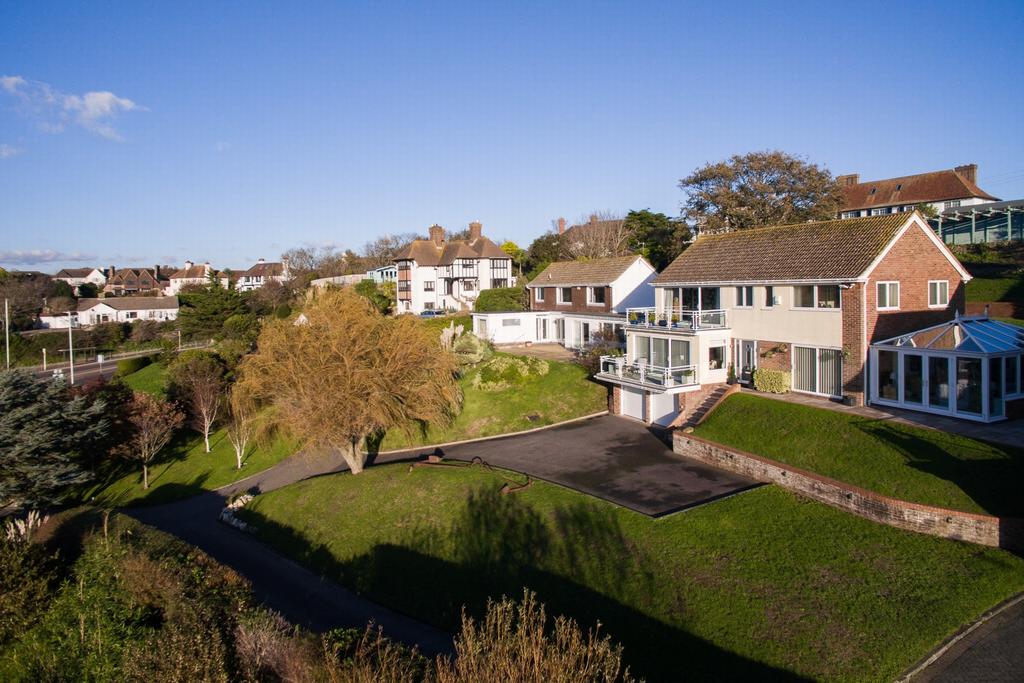 Radnor Cliff Crescent, Sandgate, CT20 4 bed detached house for sale £
