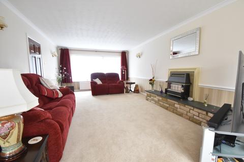 11 Chartwell Drive, Luton, LU2 7JD