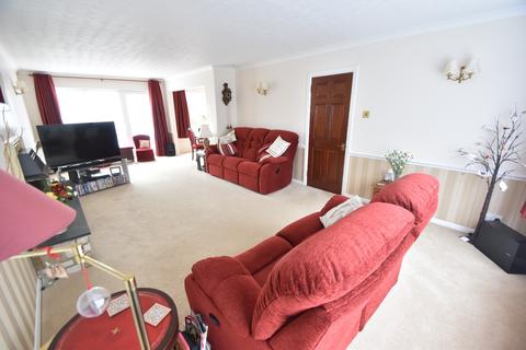 11 Chartwell Drive, Luton, LU2 7JD