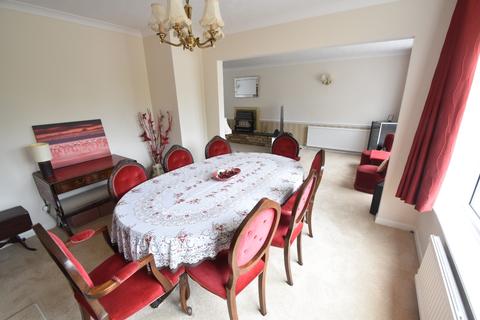 11 Chartwell Drive, Luton, LU2 7JD