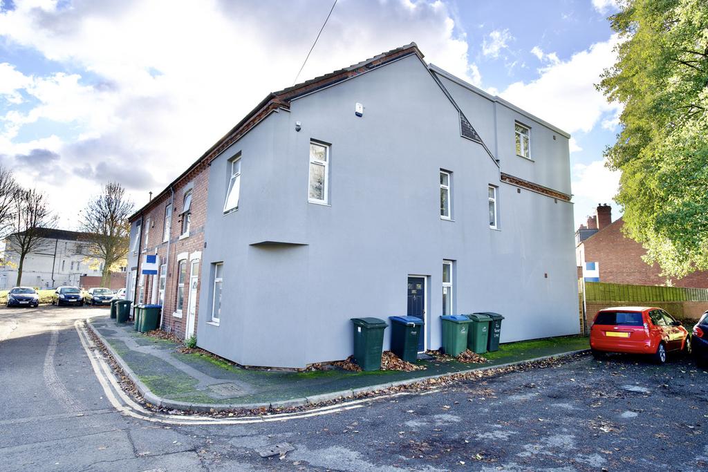 Paynes Lane, Coventry, CV1 6 bed end of terrace house for sale £350,000