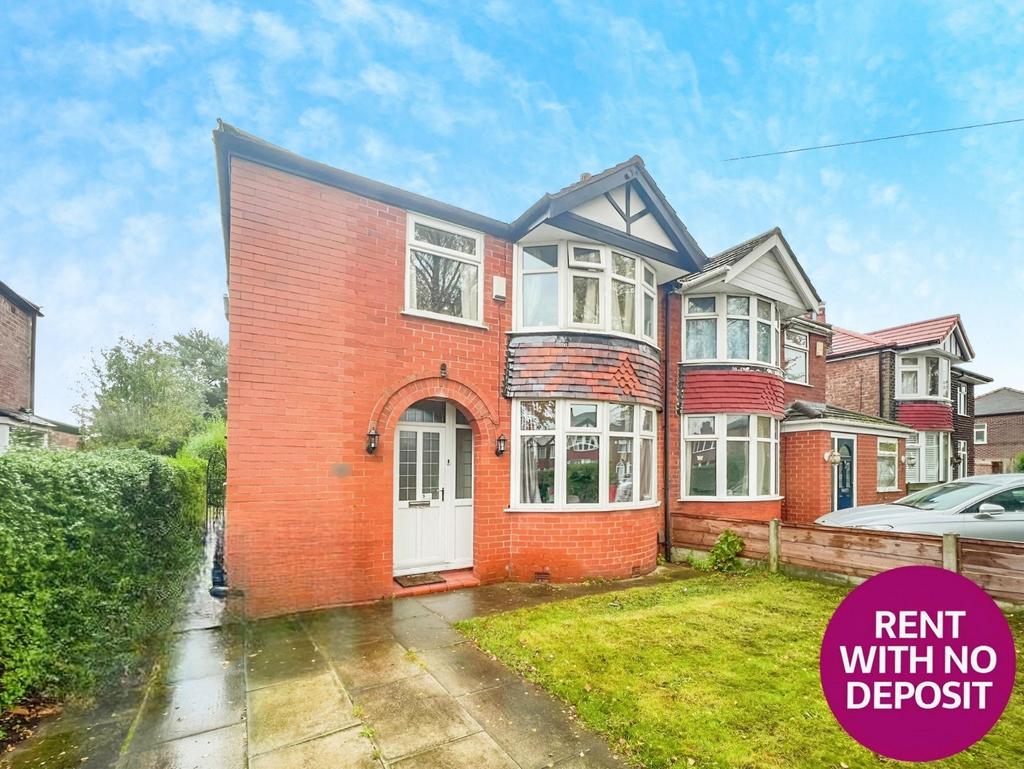 Derbyshire Road South, Sale, Cheshire, M33 4 bed semidetached house to