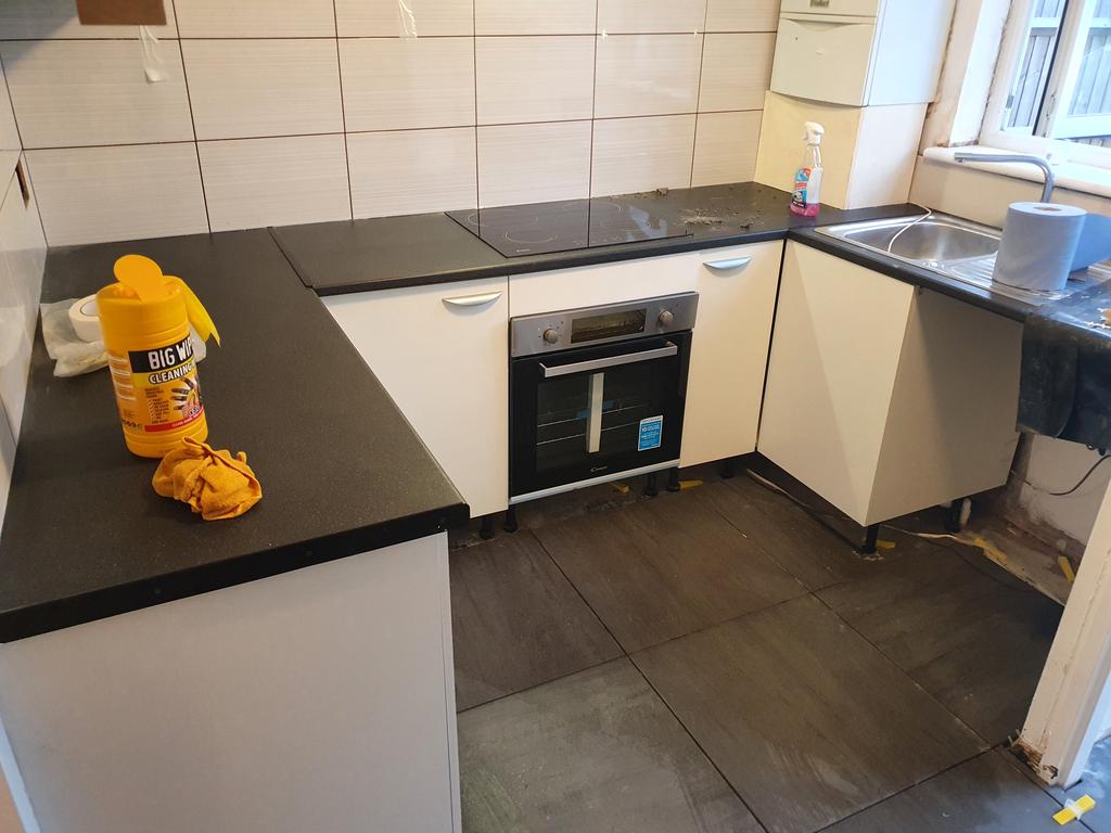 Tiptree Close, Mapleton Road, E4 2 bed end of terrace house £1,500 pcm (£346 pw)