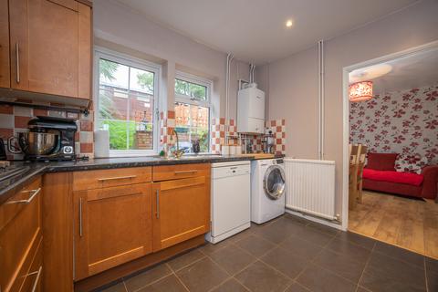 3 bedroom semi-detached house for sale - Whitley Wood Road, Reading, RG2 8HY