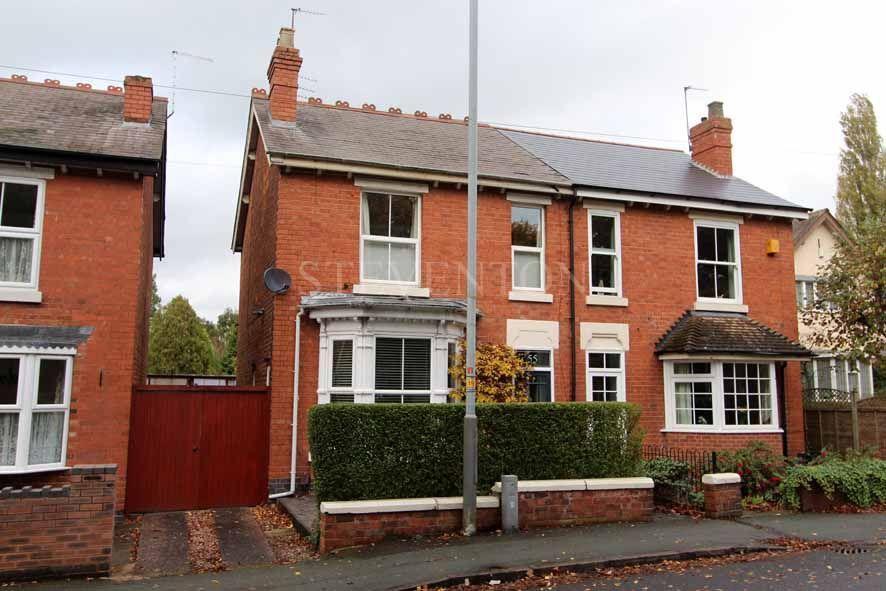Finchfield Road, Finchfield, Wolverhampton, WV3 3 bed semidetached