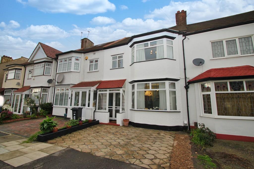 Gants Hill Crescent, Ilford 3 bed terraced house for sale £560,000