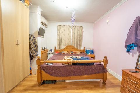 undefined, Allenby Road, Southall