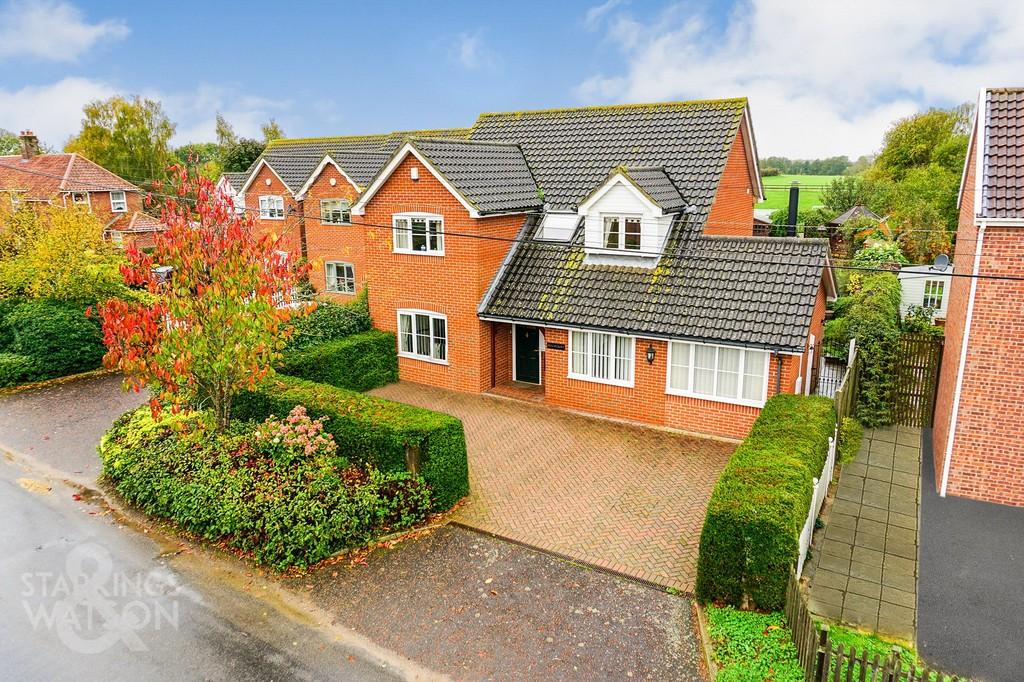Field Lane, Hempnall, Norwich 4 bed detached house for sale £570,000
