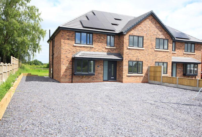 Wrenbury Frith, Wrenbury 4 bed semidetached house for sale £430,000