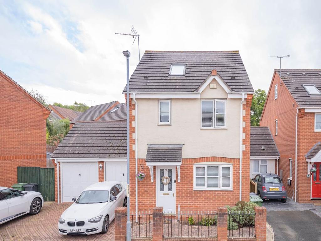 Thetford Avenue, Warndon Villages, Worcester 4 bed house £1,200 pcm