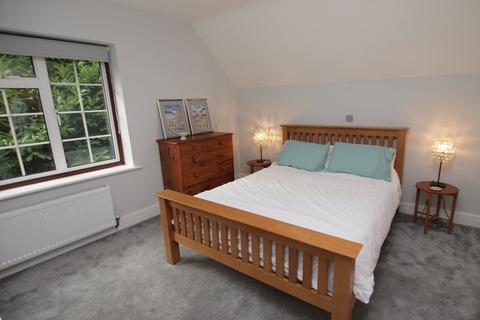 Thorn Cottage Downe Road, Keston, BR2 6AD