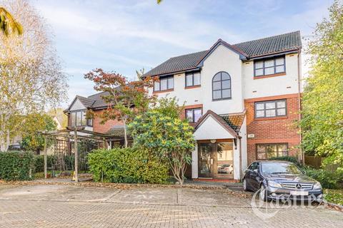 Studio for sale - St Pauls Rise, London, N13