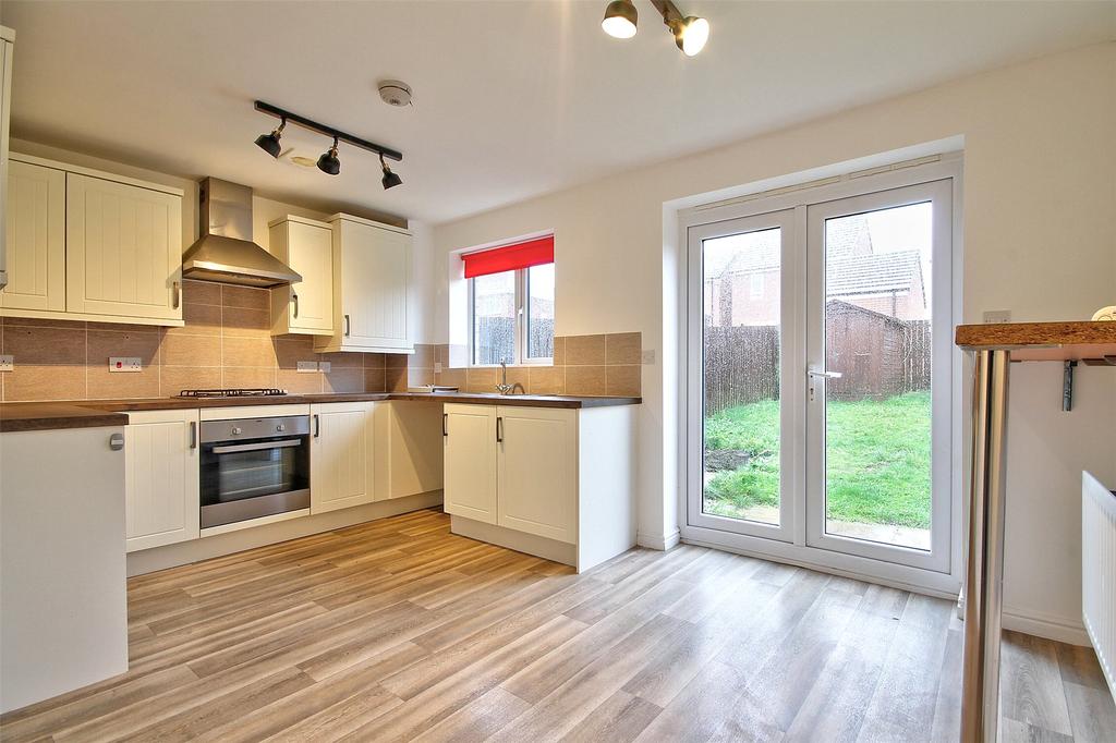 Henry Street, HettonleHole... 3 bed semidetached house £625 pcm (£144 pw)
