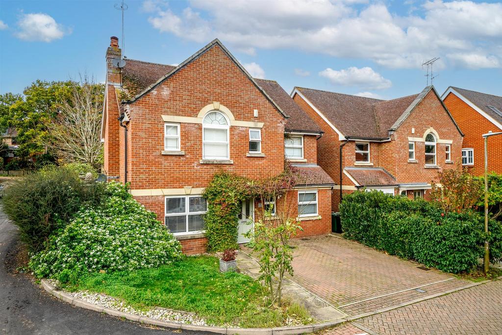 Ellis Fields, St. Albans 4 bed detached house £1,100,000