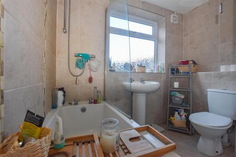 11 Brunswick Grove, Hessle, HU13 0SH