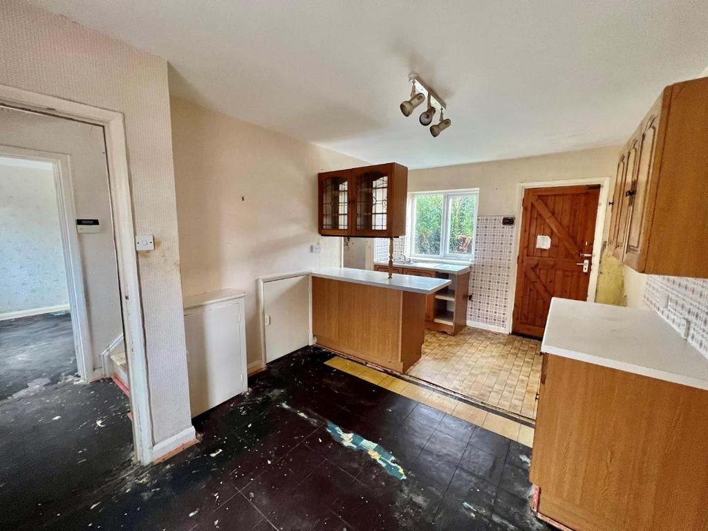 Sandridge Road, Wirral 2 bed house £125,000