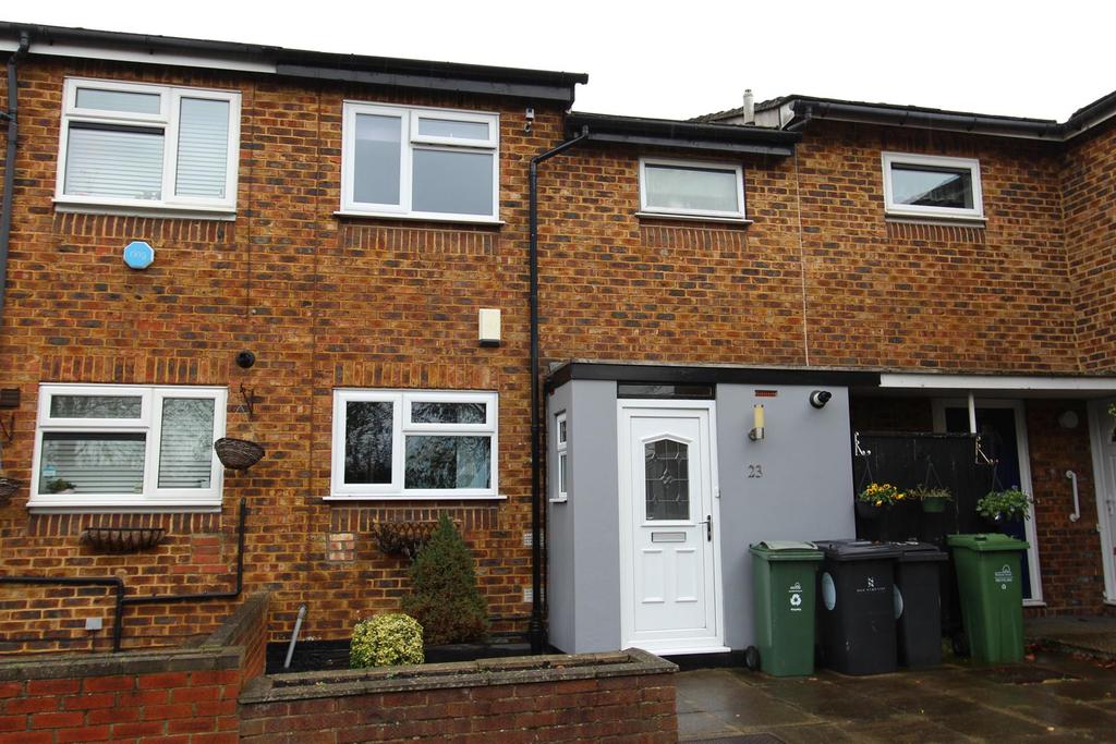 Sewardstone Gardens, North Chingford 3 bed terraced house for sale £