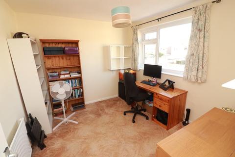 125 Stanshawe Crescent, Yate, Bristol, BS37 4EG
