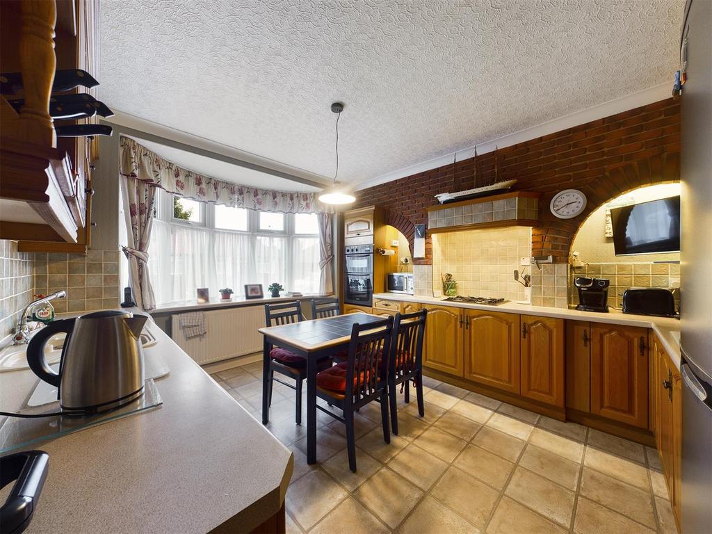 Eighth Avenue, Bridlington 3 bed detached house £289,950