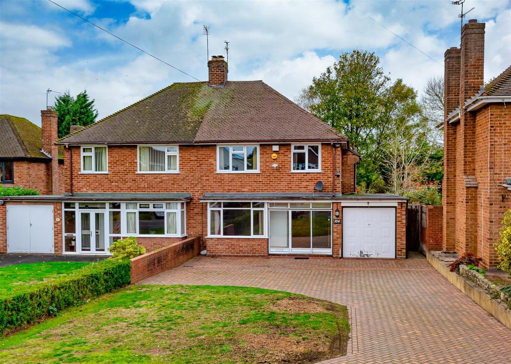 104 Woodthorne Road South, Tettenhall, Wolverhampton 3 bed semi