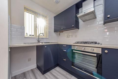 16 Martingale Drive, Leeds, LS10 4TB