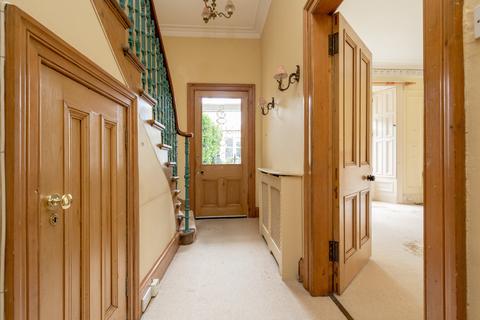 2 Park Place, Edinburgh, EH6 4LB