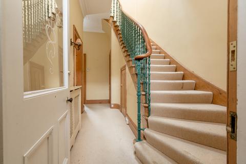 2 Park Place, Edinburgh, EH6 4LB