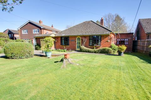 3 bedroom detached bungalow for sale, SOBERTON