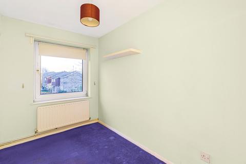 86 Davison Drive, Cheshunt, Waltham Cross, EN8 0SX